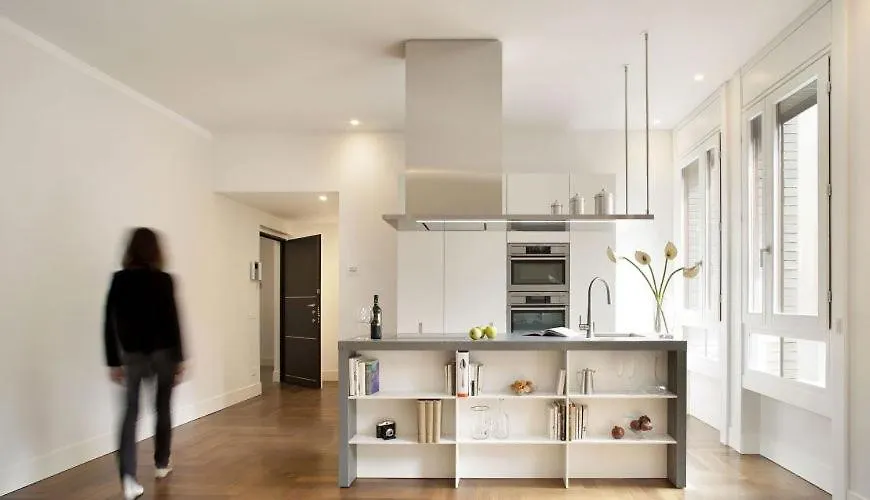 Daire Manzoni 44 Suite Milano İtalya